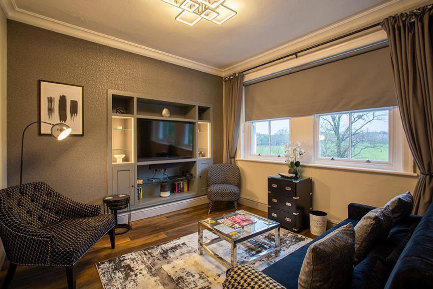 Apartment,1528642534:JPEG