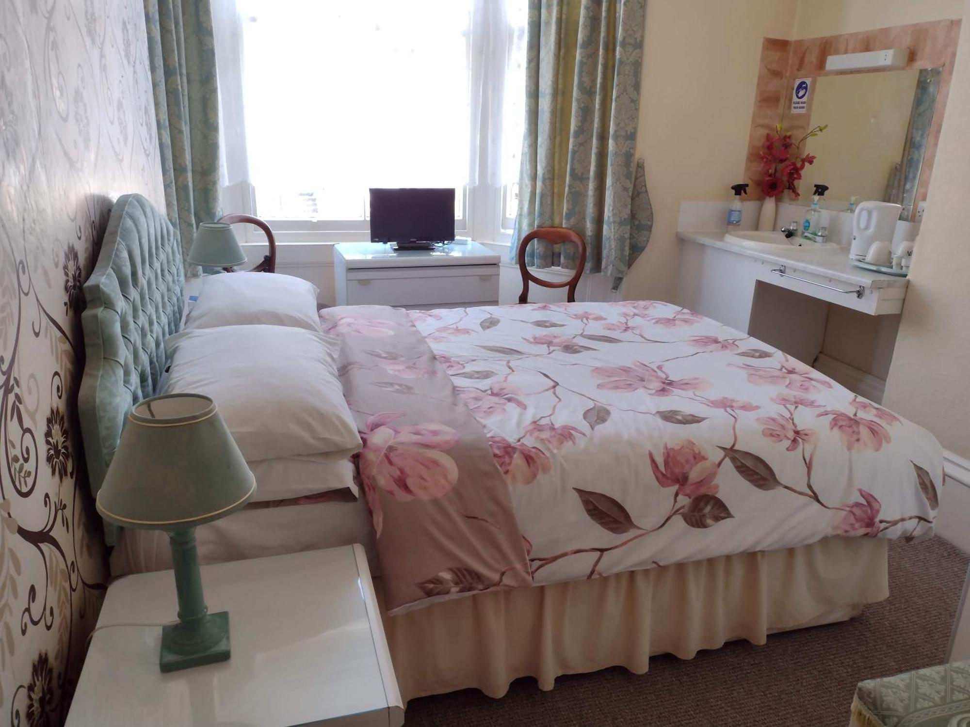 Double Room,1600596556:JPEG