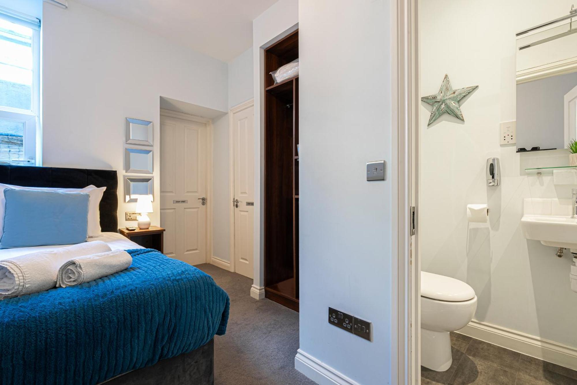 Single Room with Private Bathroom