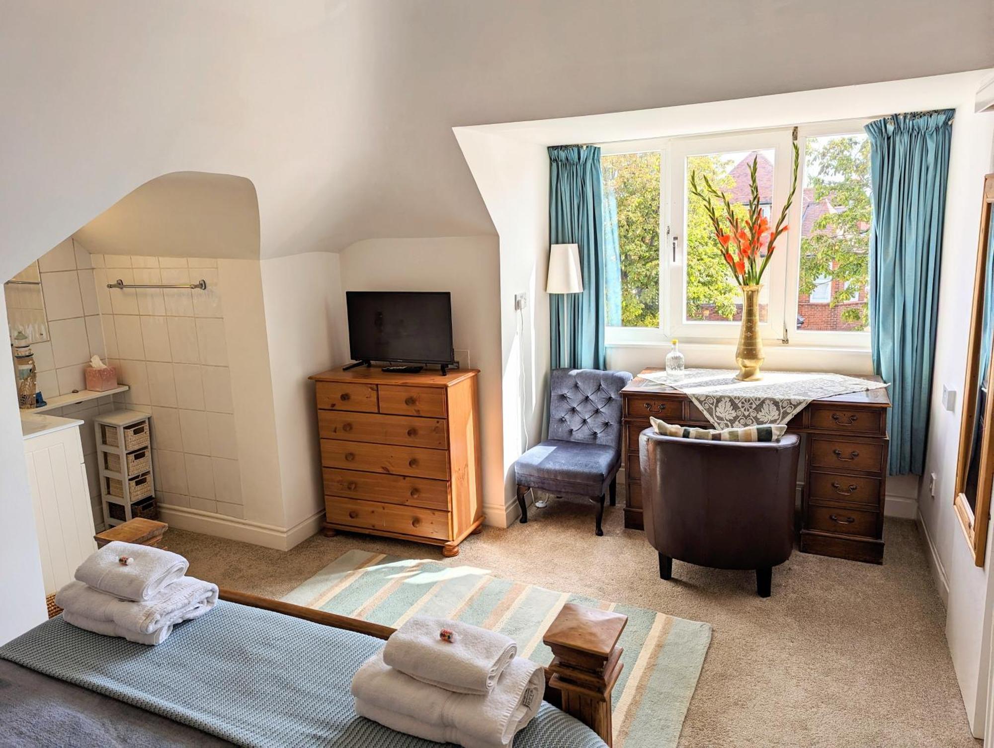 Standard King Room,1544017099:JPEG