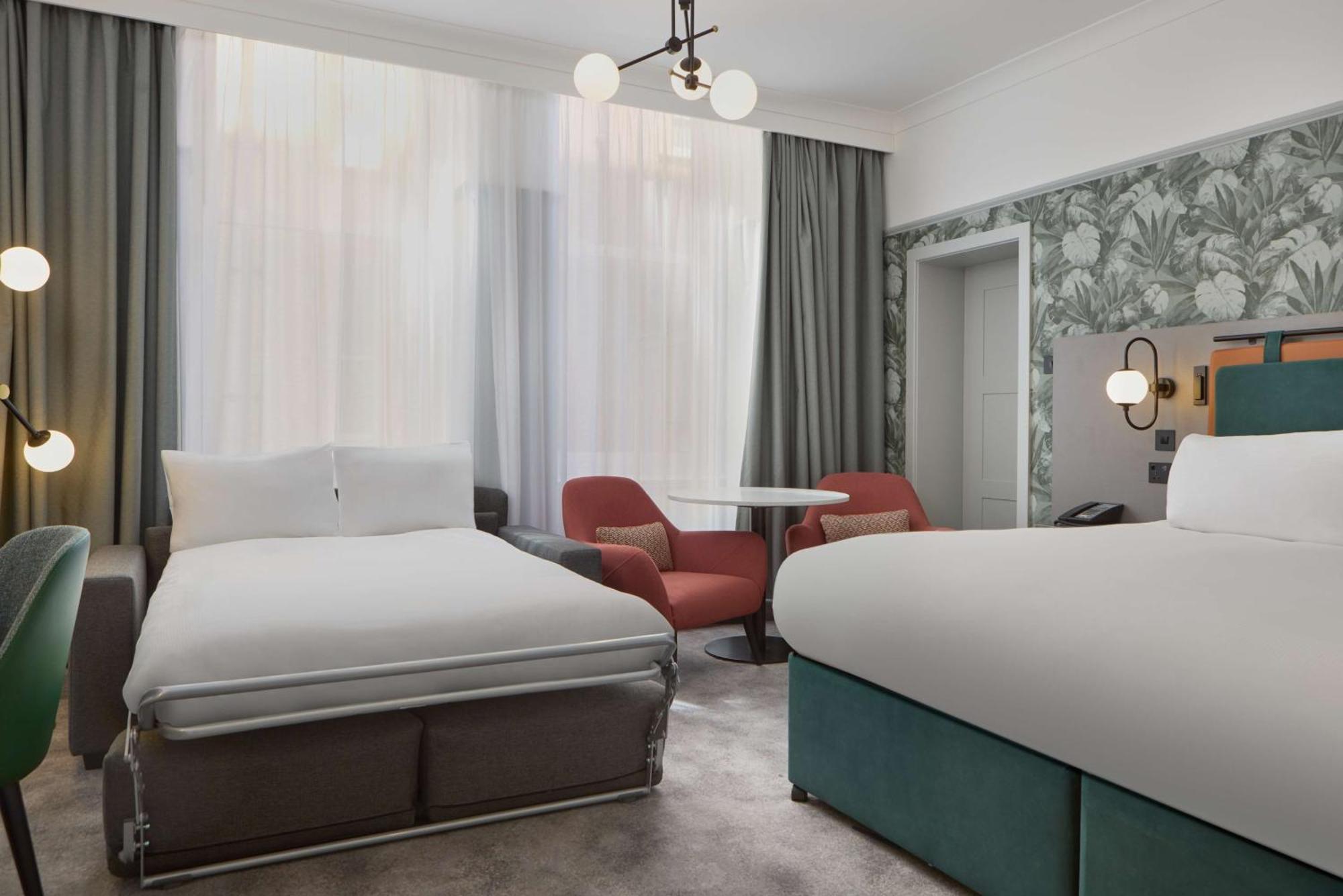 Superior King Room with Sofa Bed