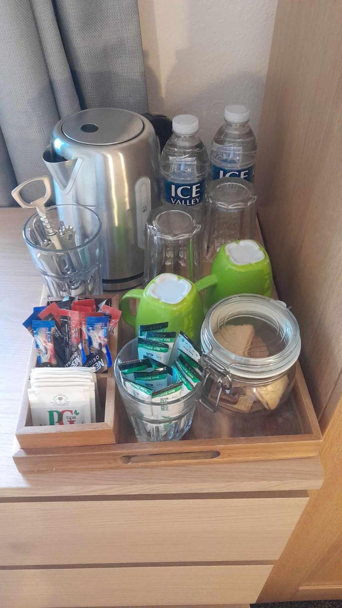 Family Room with Private Bathroom,1545861361:JPEG