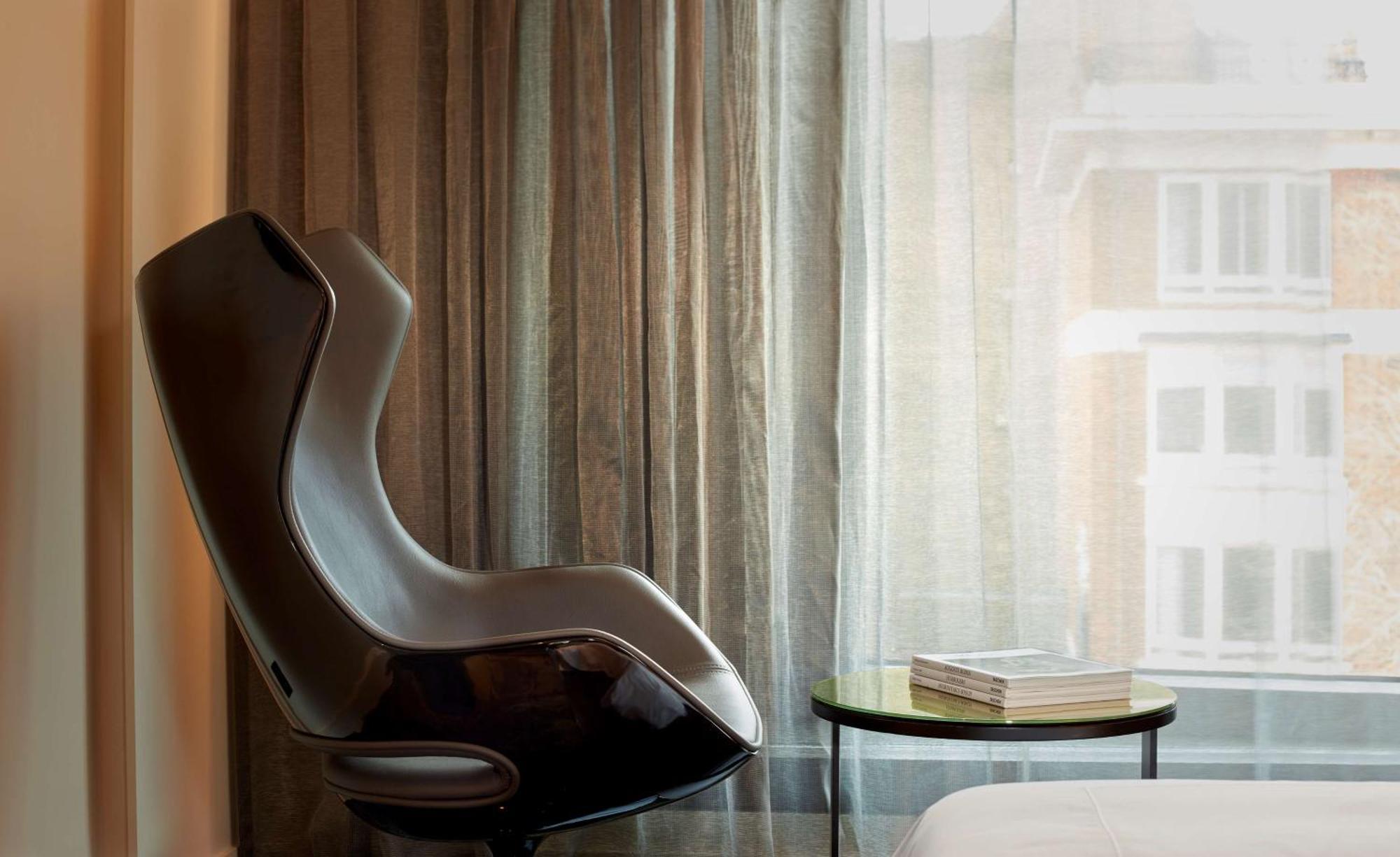 Superior King Room,1549778077:JPEG