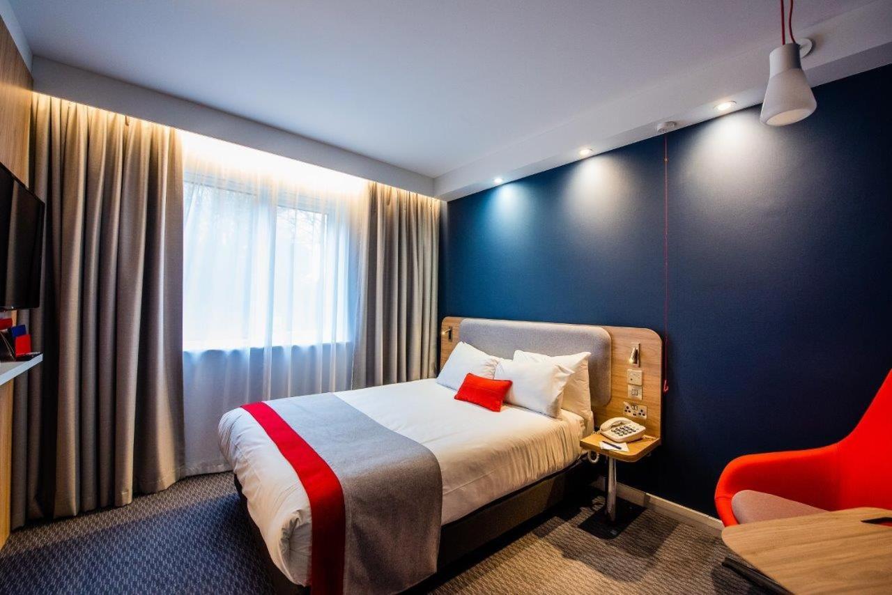 Double Room with Free Hot Breakfast - Accessible