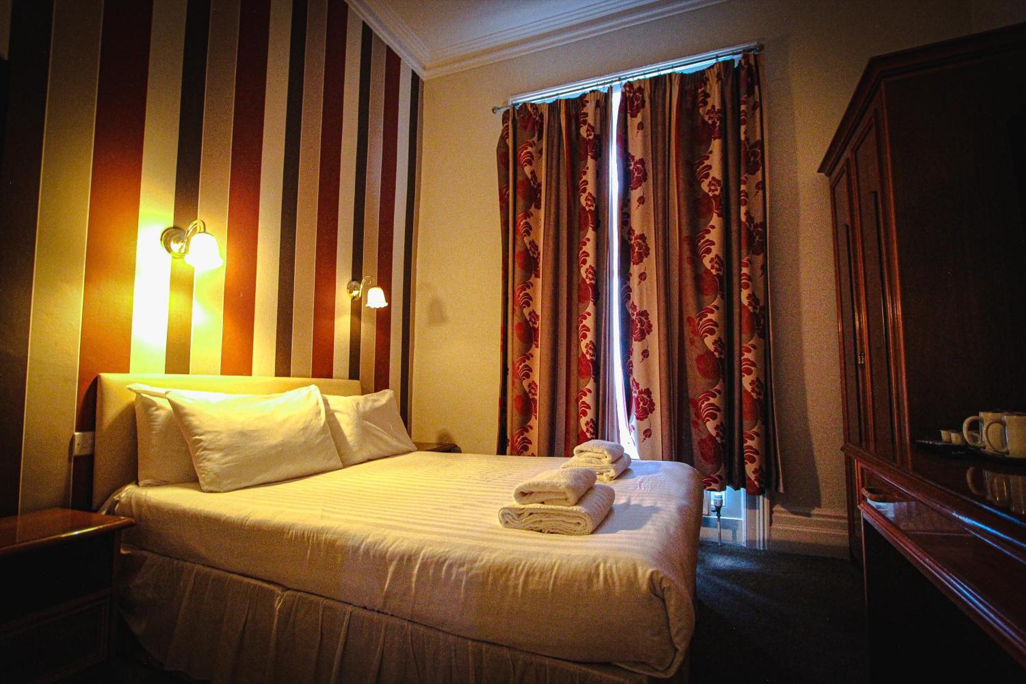 Double Room,1550453341:JPEG