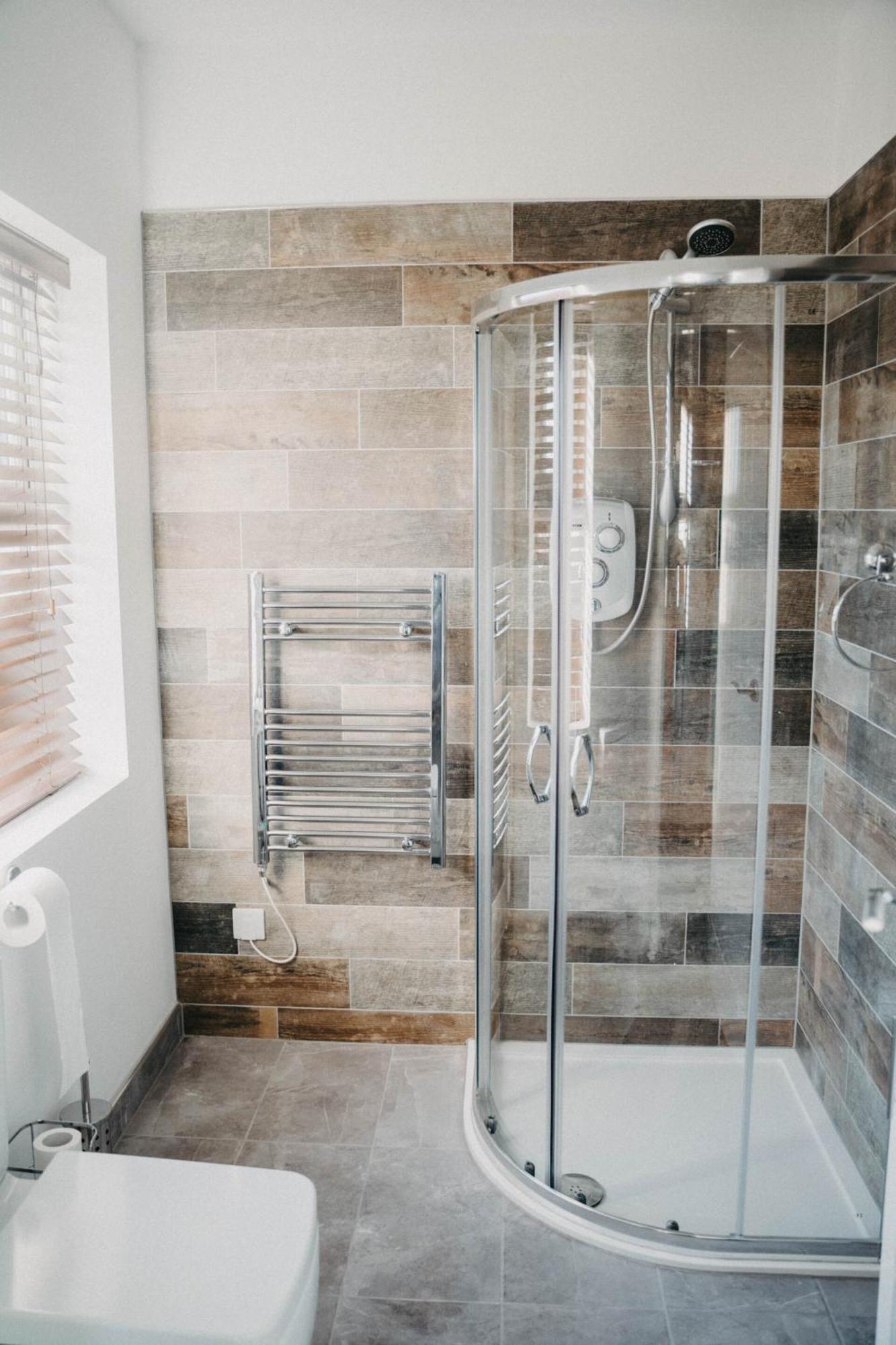 Double Room with Private Bathroom,1551110389:JPEG