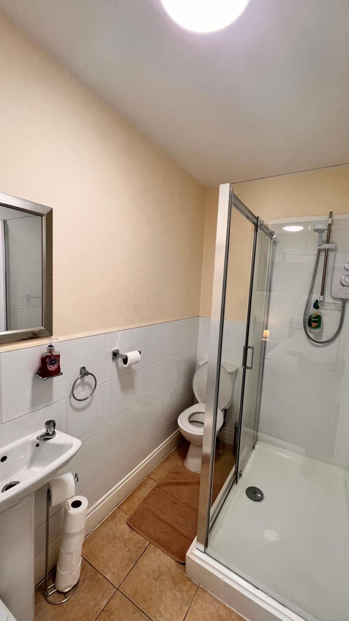 Triple Room with Shower
