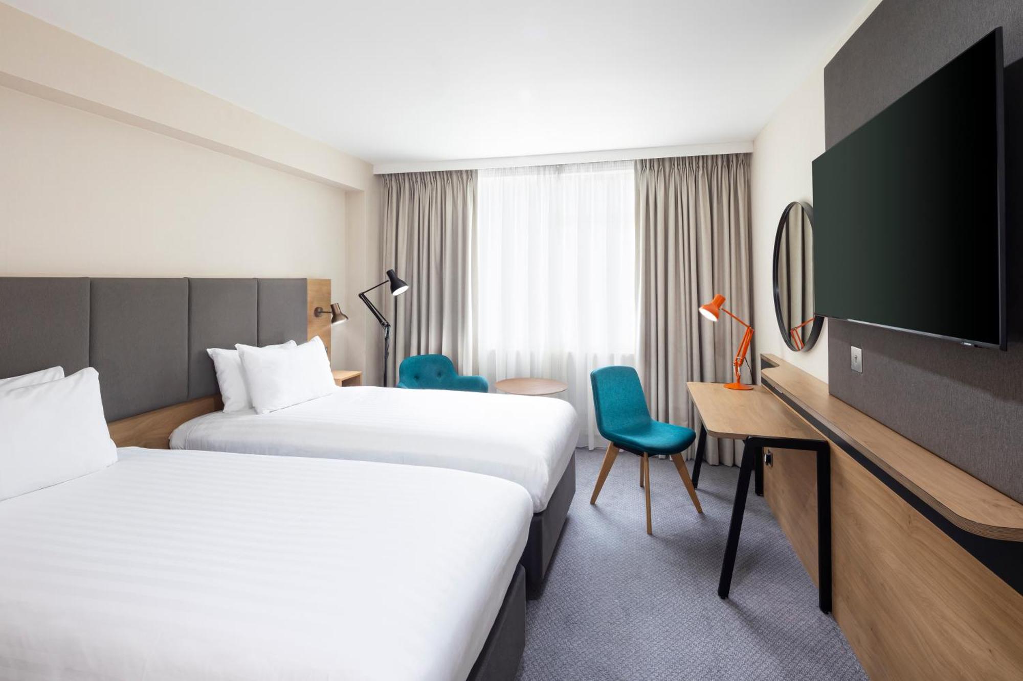 Standard Room,1706606857:JPEG