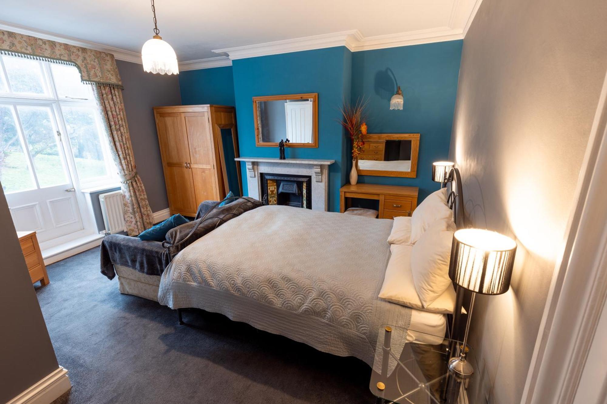 Traditional Double Room,24753396:JPEG
