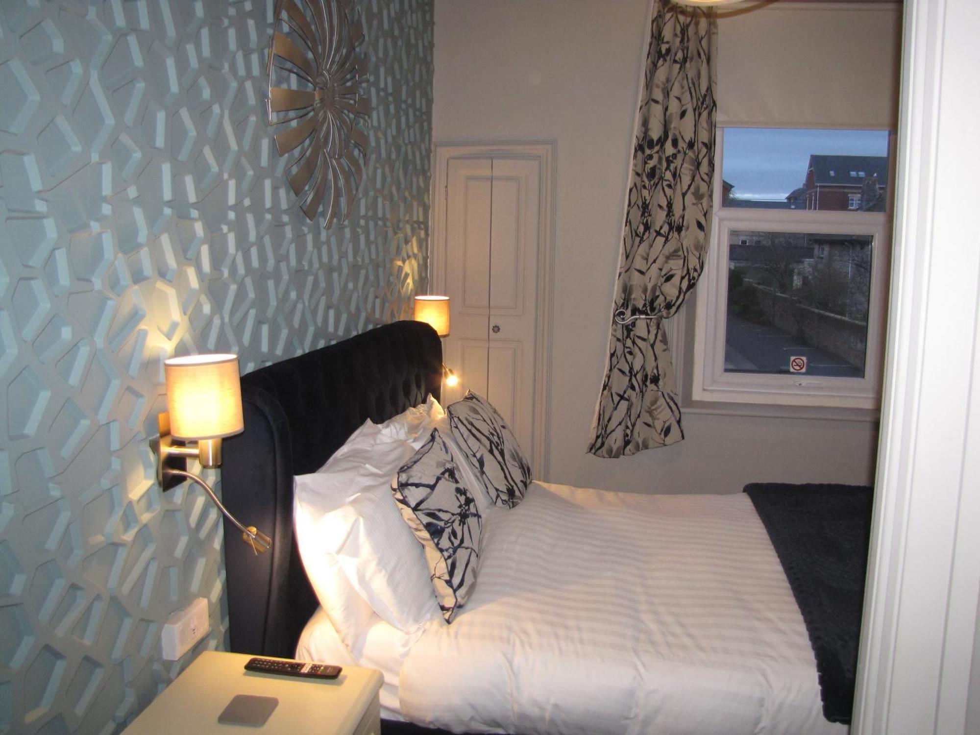 Double Room,1566957983:JPEG