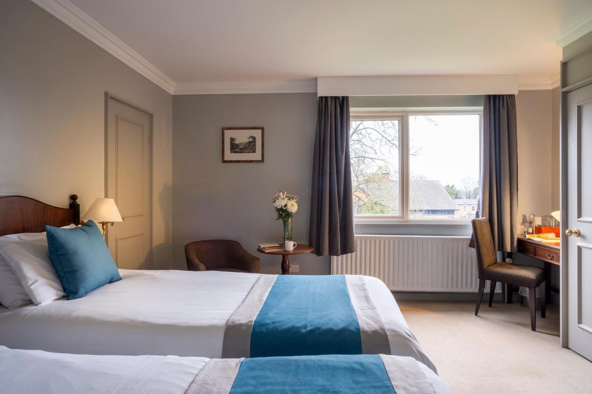 Classic Twin Room