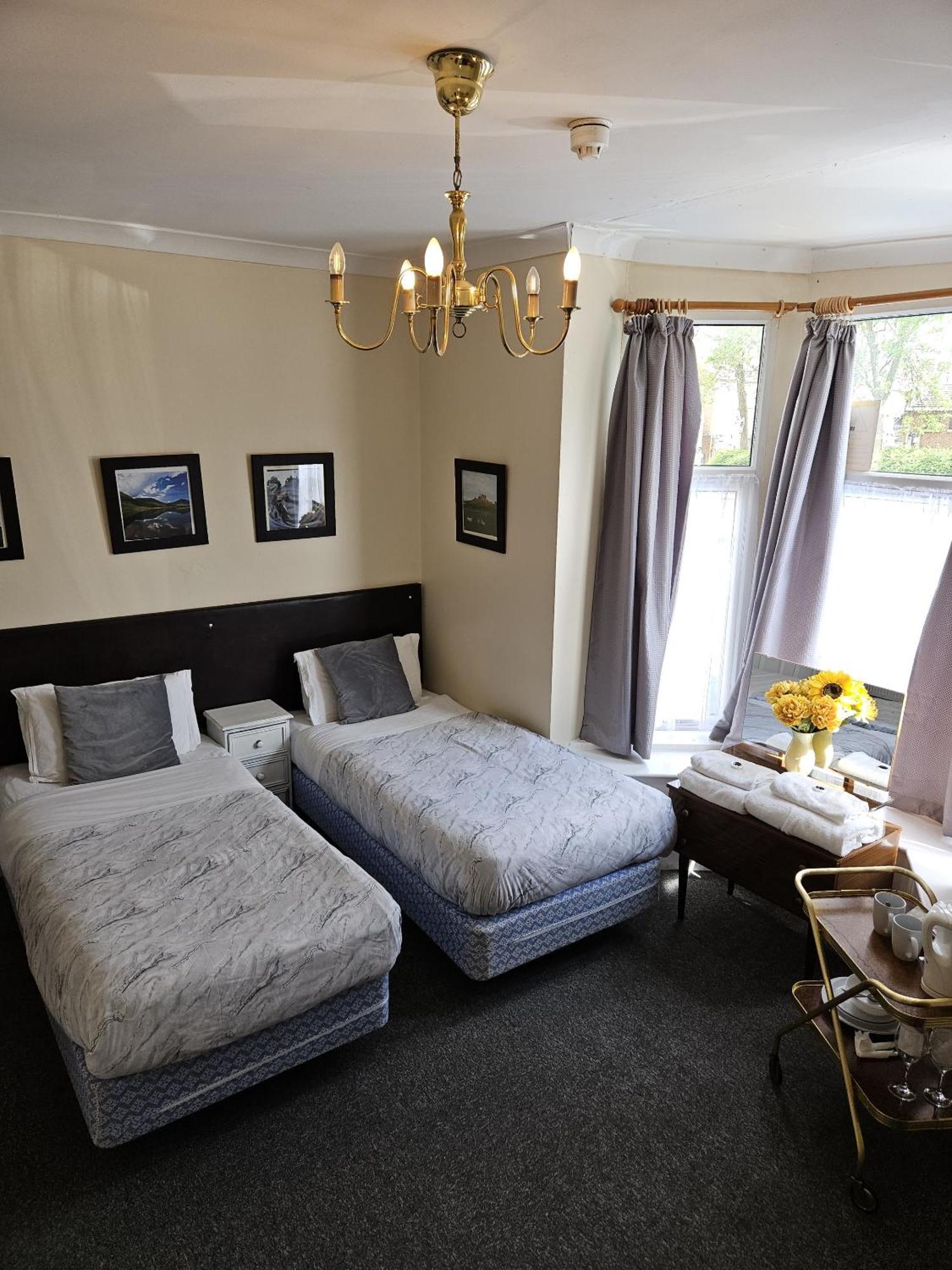 Double or Twin Room with Private Bathroom,1586203213:JPEG