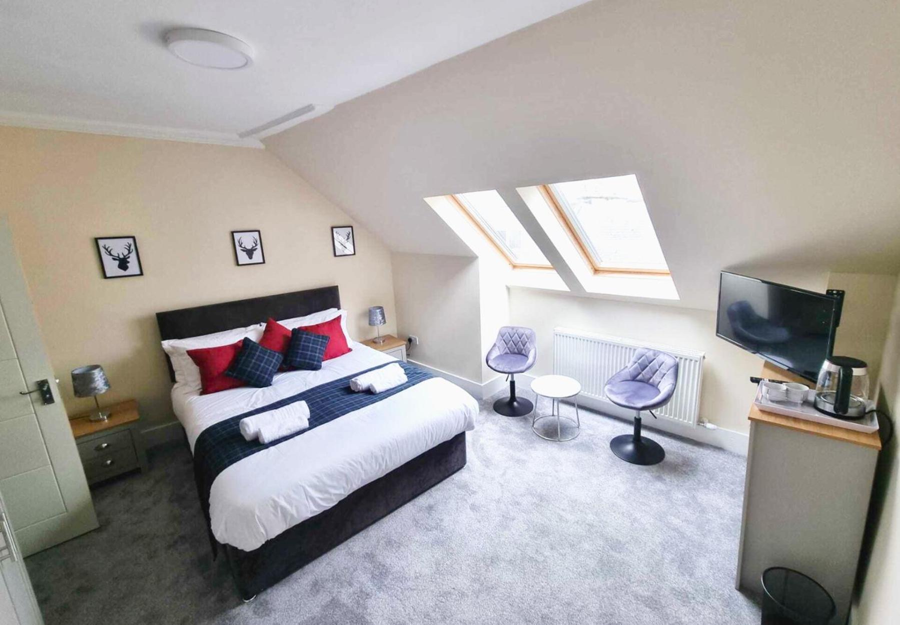 Standard King Room