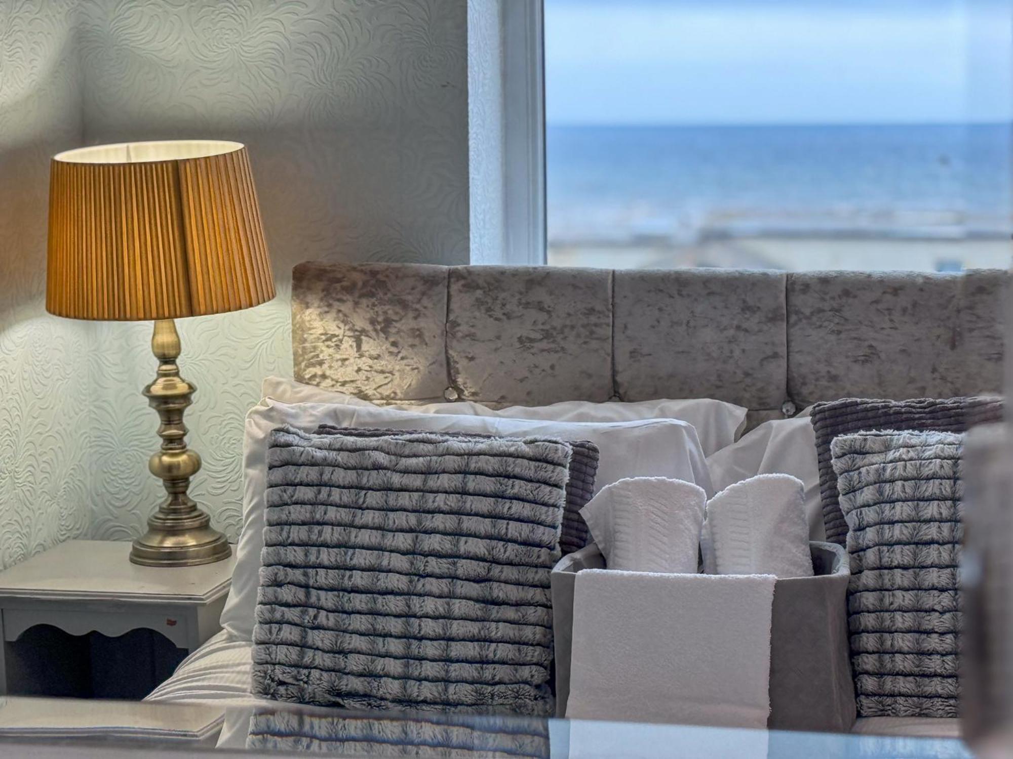 Two Bedroom Family Suite With View,1586874665:JPEG