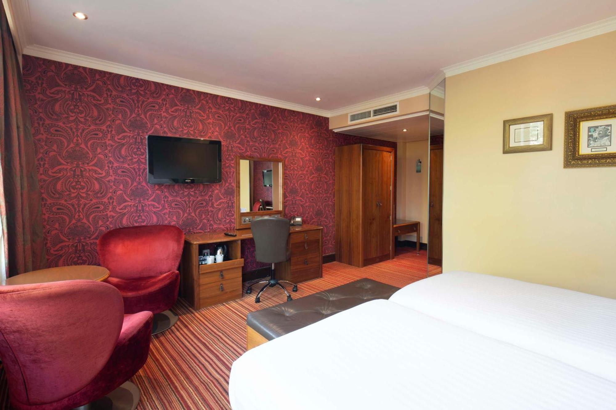 Standard Twin Room - Non-Smoking