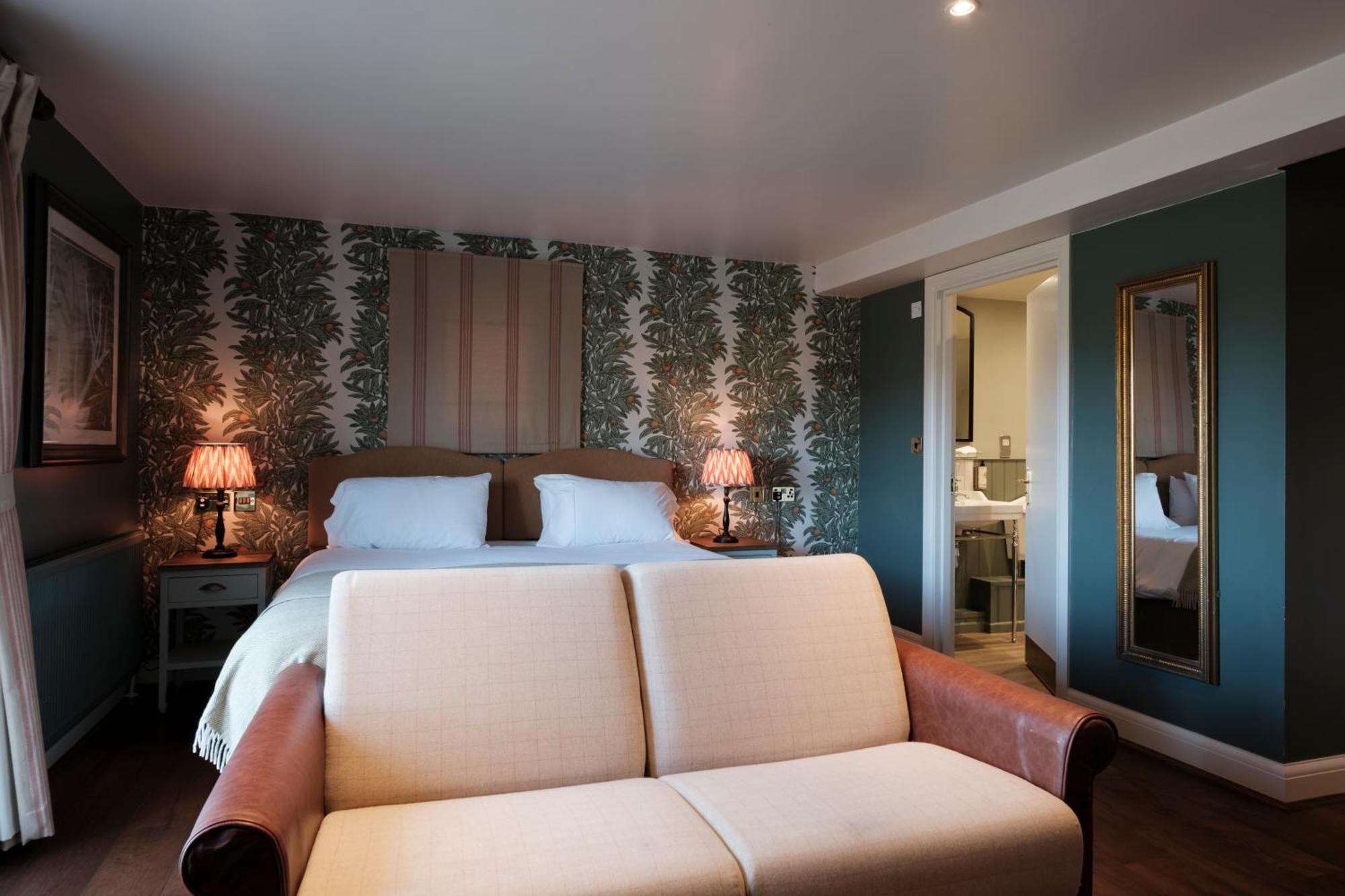 Superior Double Room,1600562401:JPEG