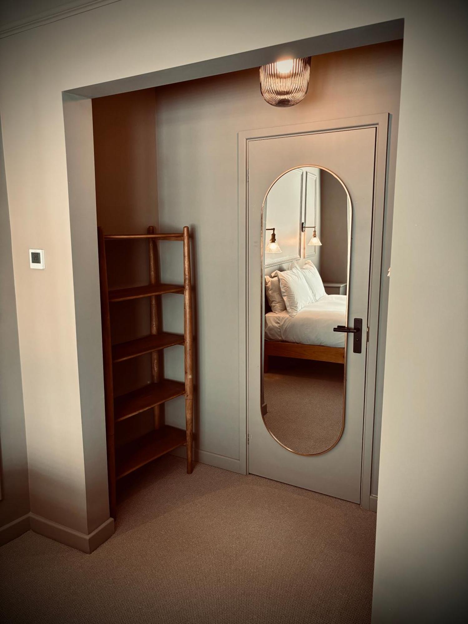 Deluxe Double Room with Shower,1603079311:JPEG