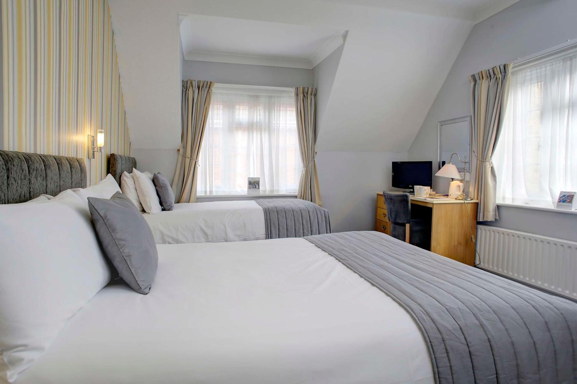 Superior Twin Room,1611053484:JPEG