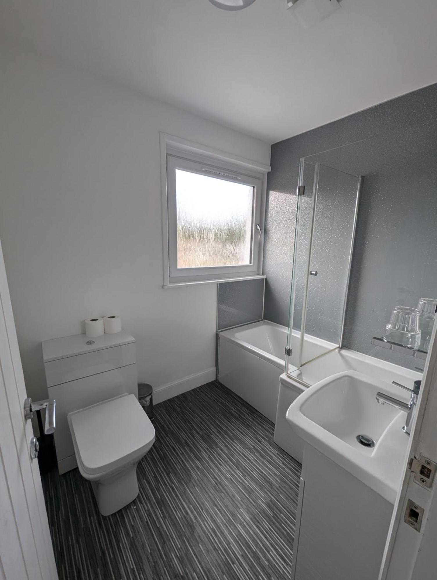 Standard Twin Room,1649949854:JPEG