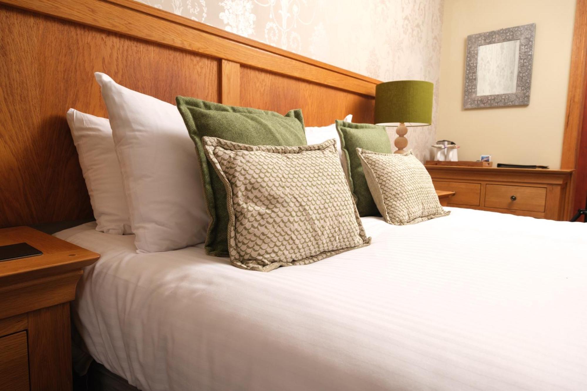 Double Room,1646339586:JPEG