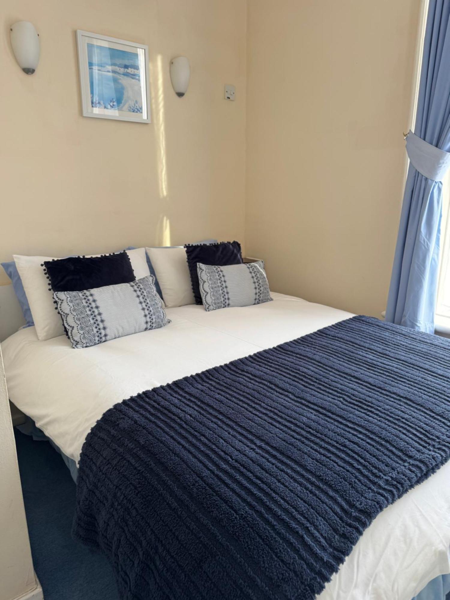 Budget Double Room,1649011126:JPEG