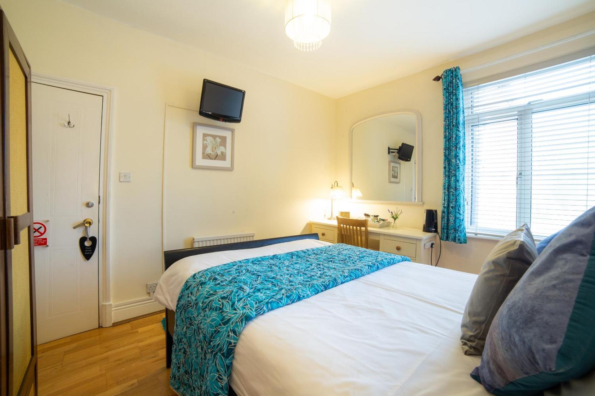 One-Bedroom Apartment,1658074672:JPEG