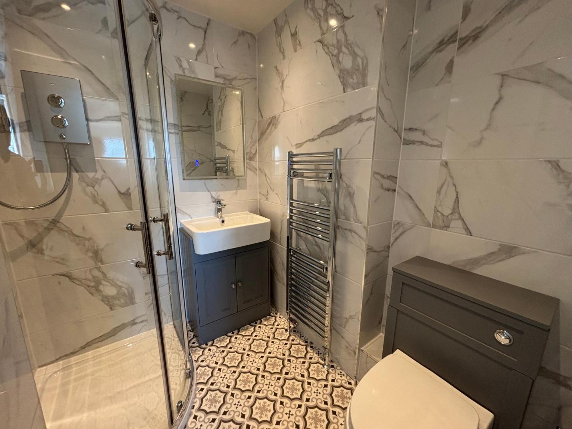 Twin Room,1662988676:JPEG