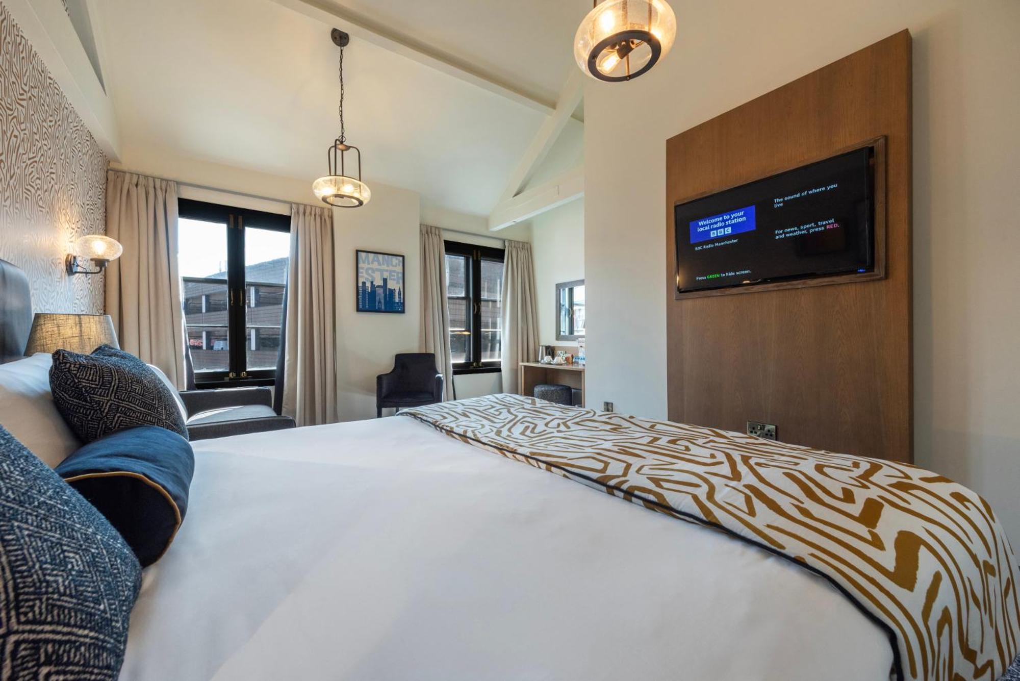 King Room,1659486462:JPEG