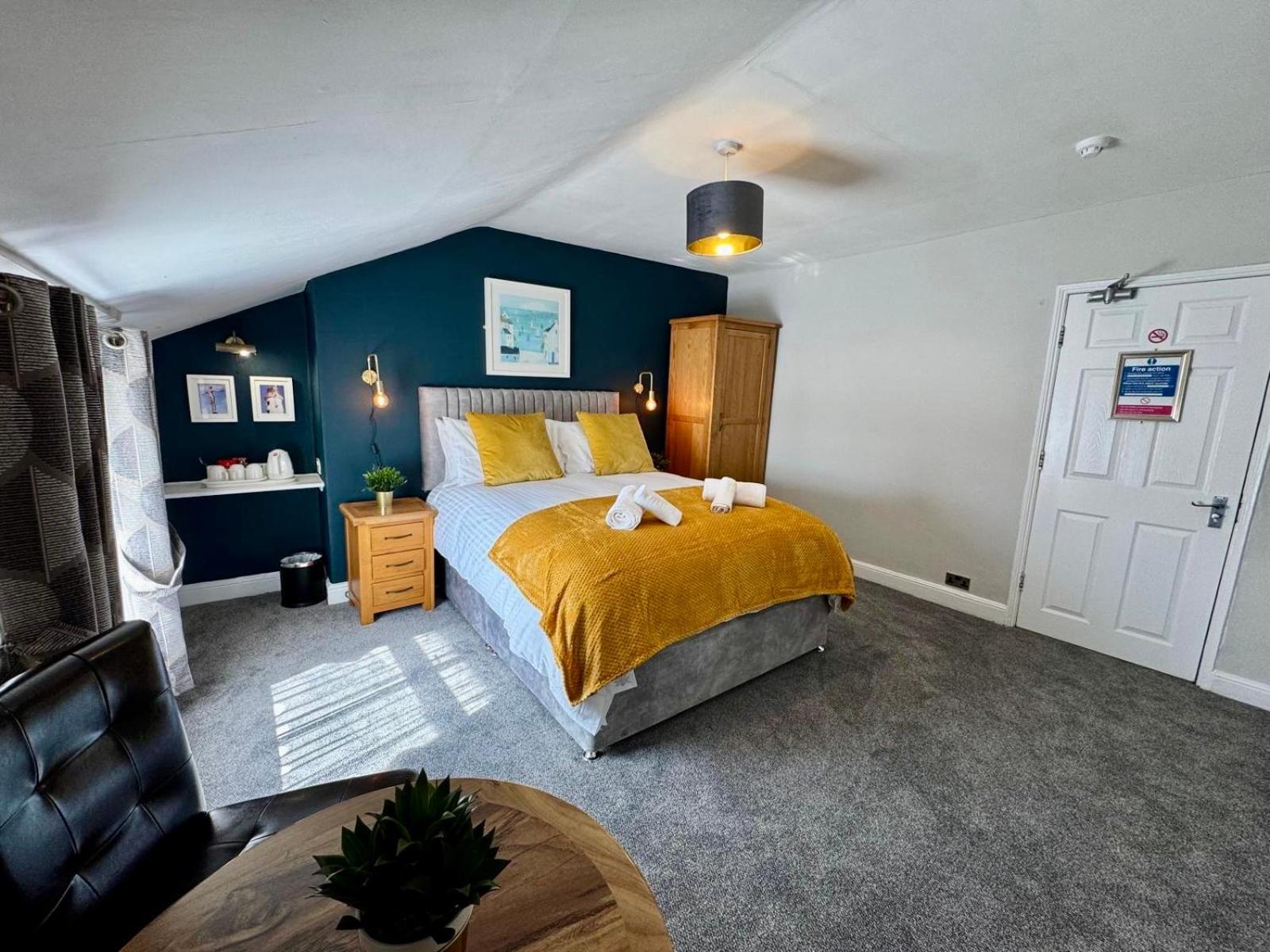 Family Suite,1661121034:JPEG