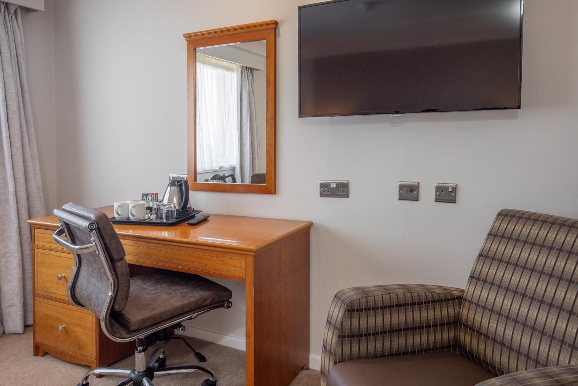 Standard King Room - Non-Smoking,1661635789:JPEG