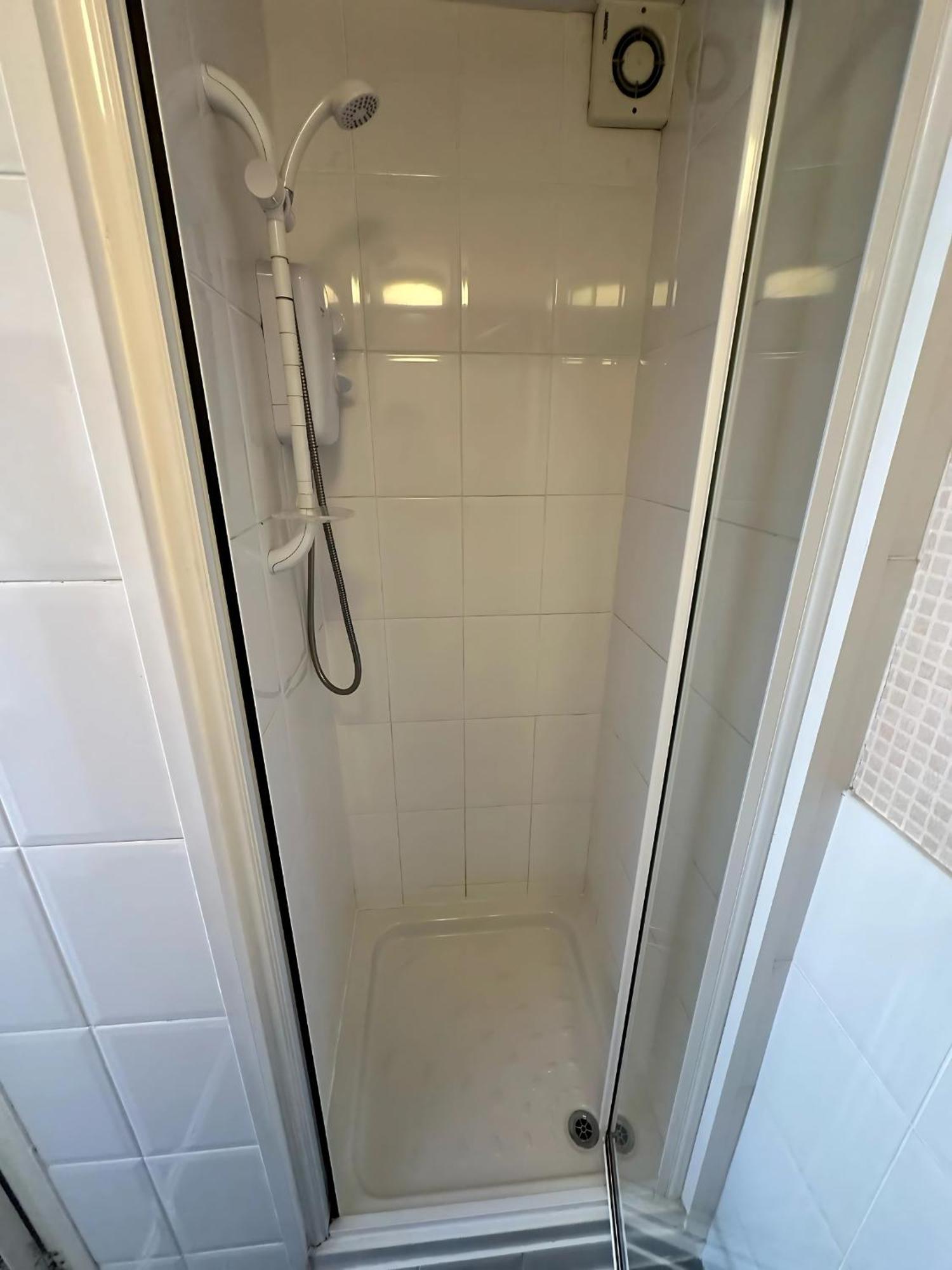 Standard Twin Room,1666674553:JPEG