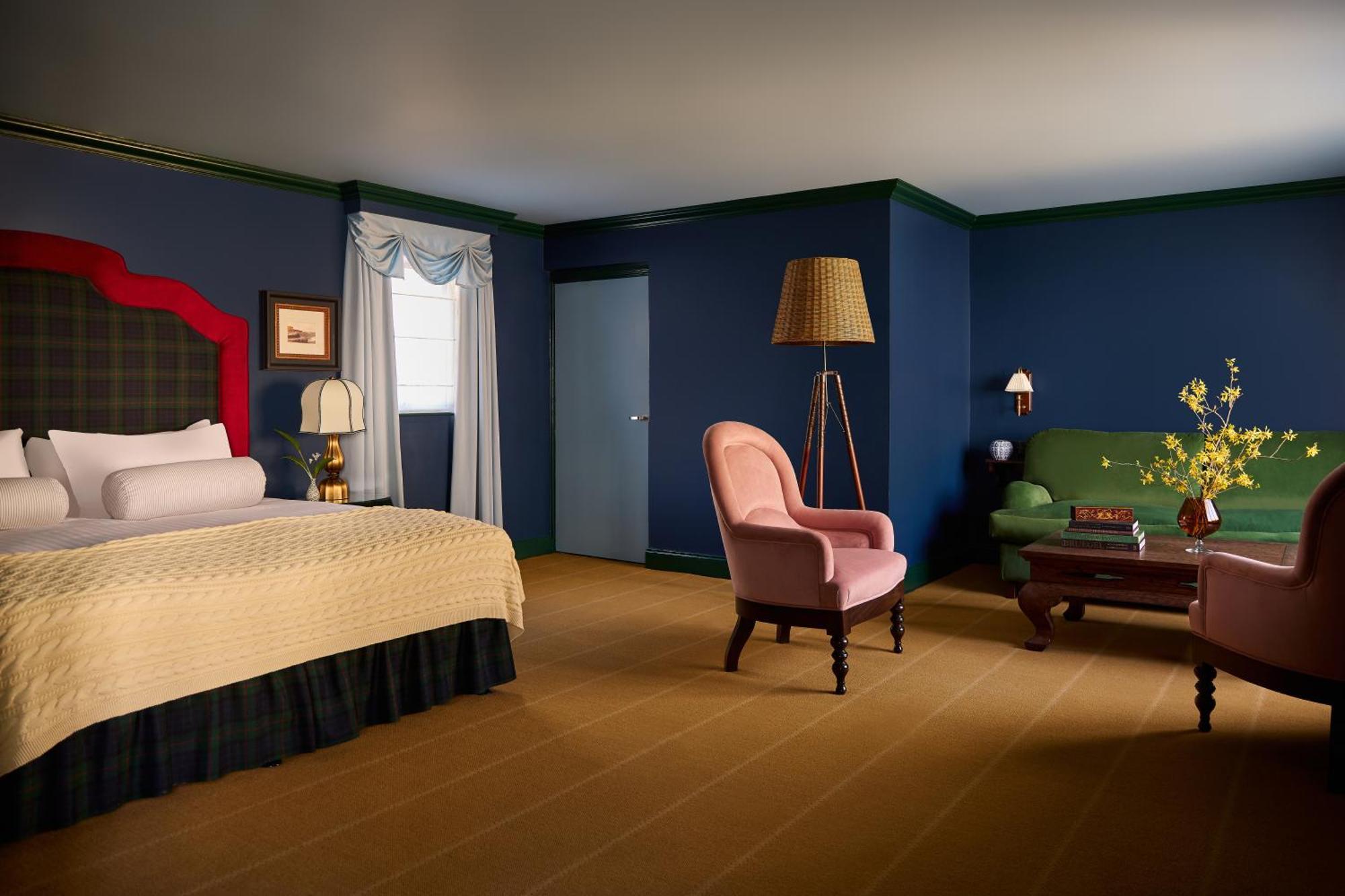 Family Room,1669817389:JPEG
