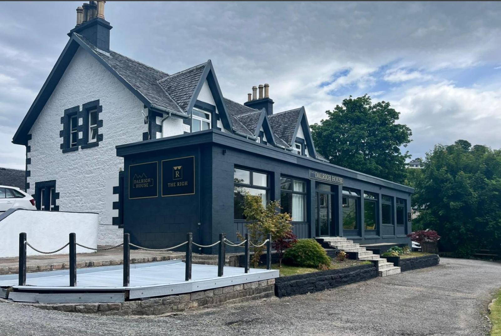 Small Double Room,1669865522:JPEG