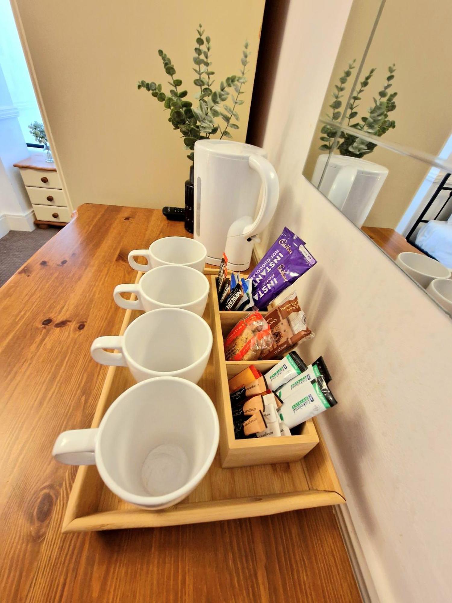 Family Room,1678623580:JPEG