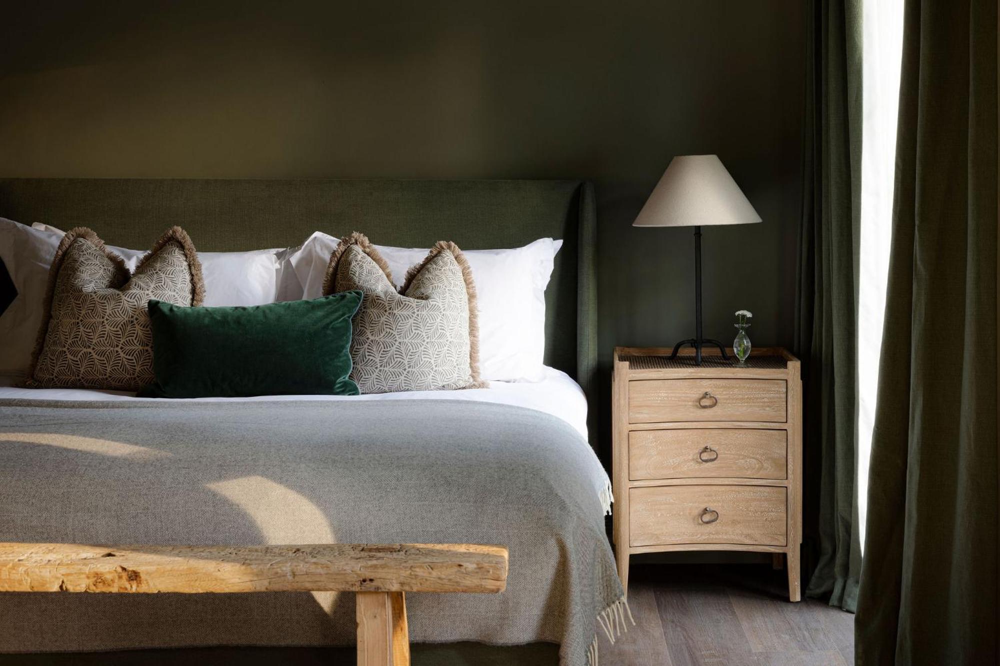 Classic Room,1688815064:JPEG