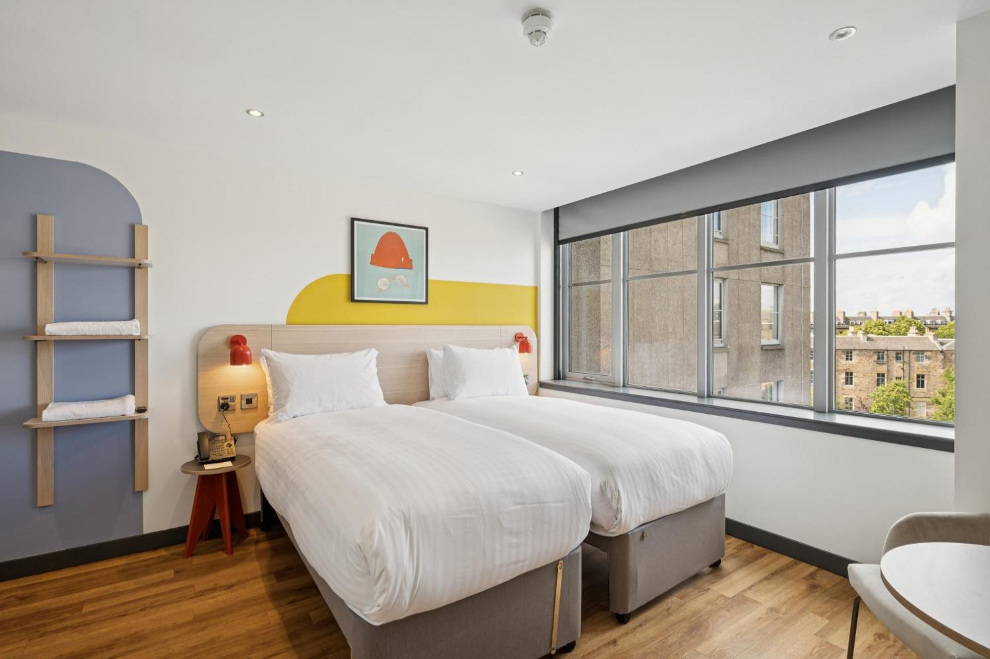 Cosy Twin Room,1680589035:JPEG