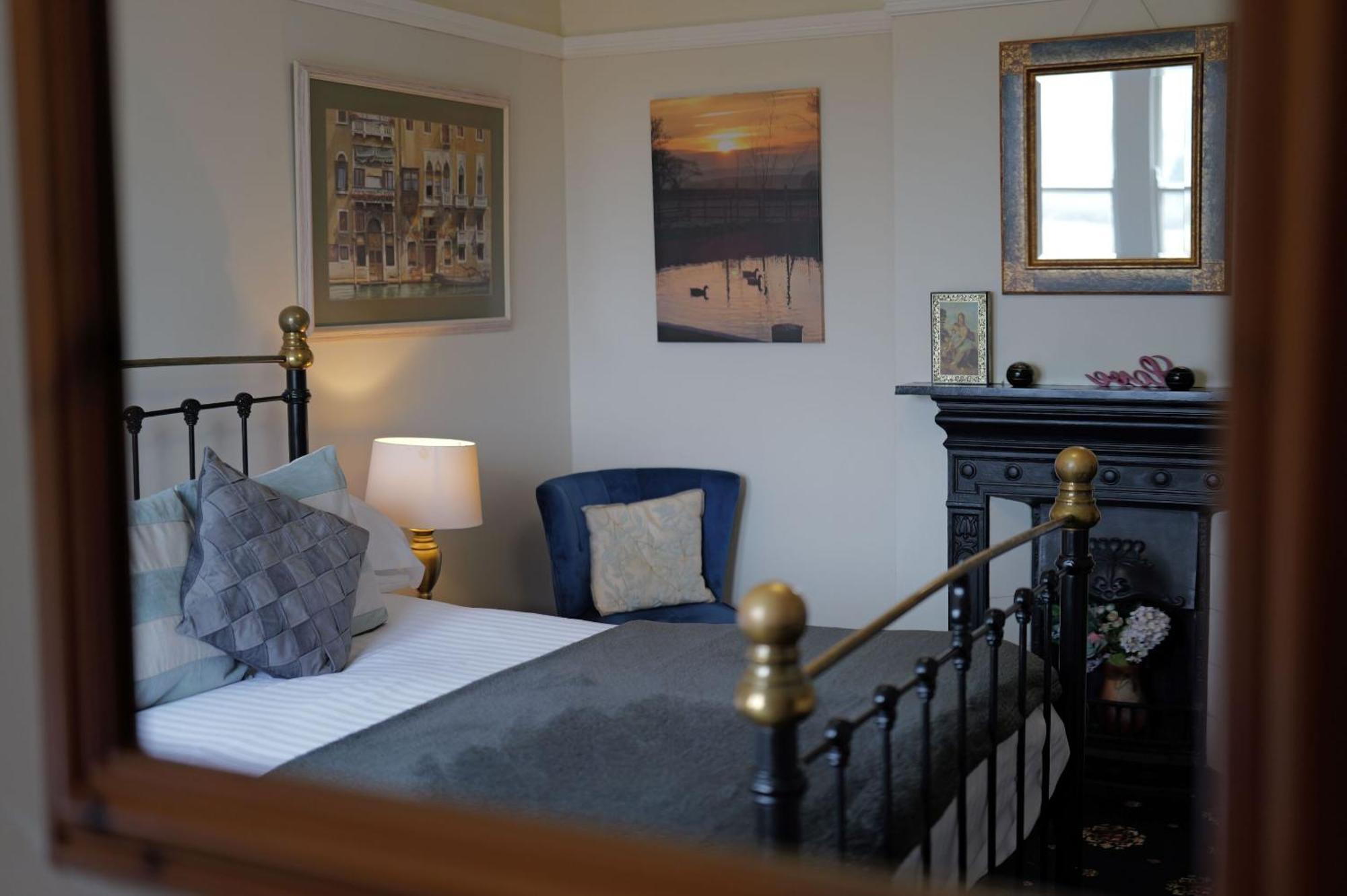 King Room with Garden View