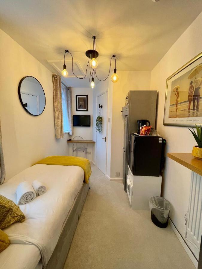 Deluxe Single Room,1690937852:JPEG