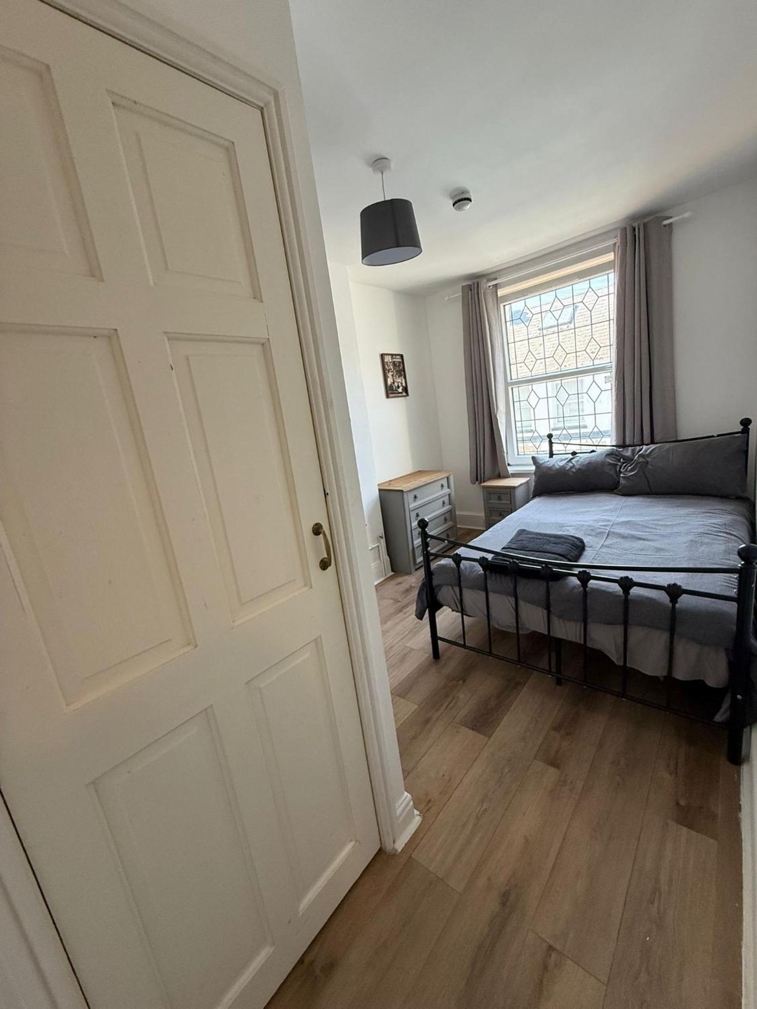 Double Room with Private Bathroom,1691025505:JPEG