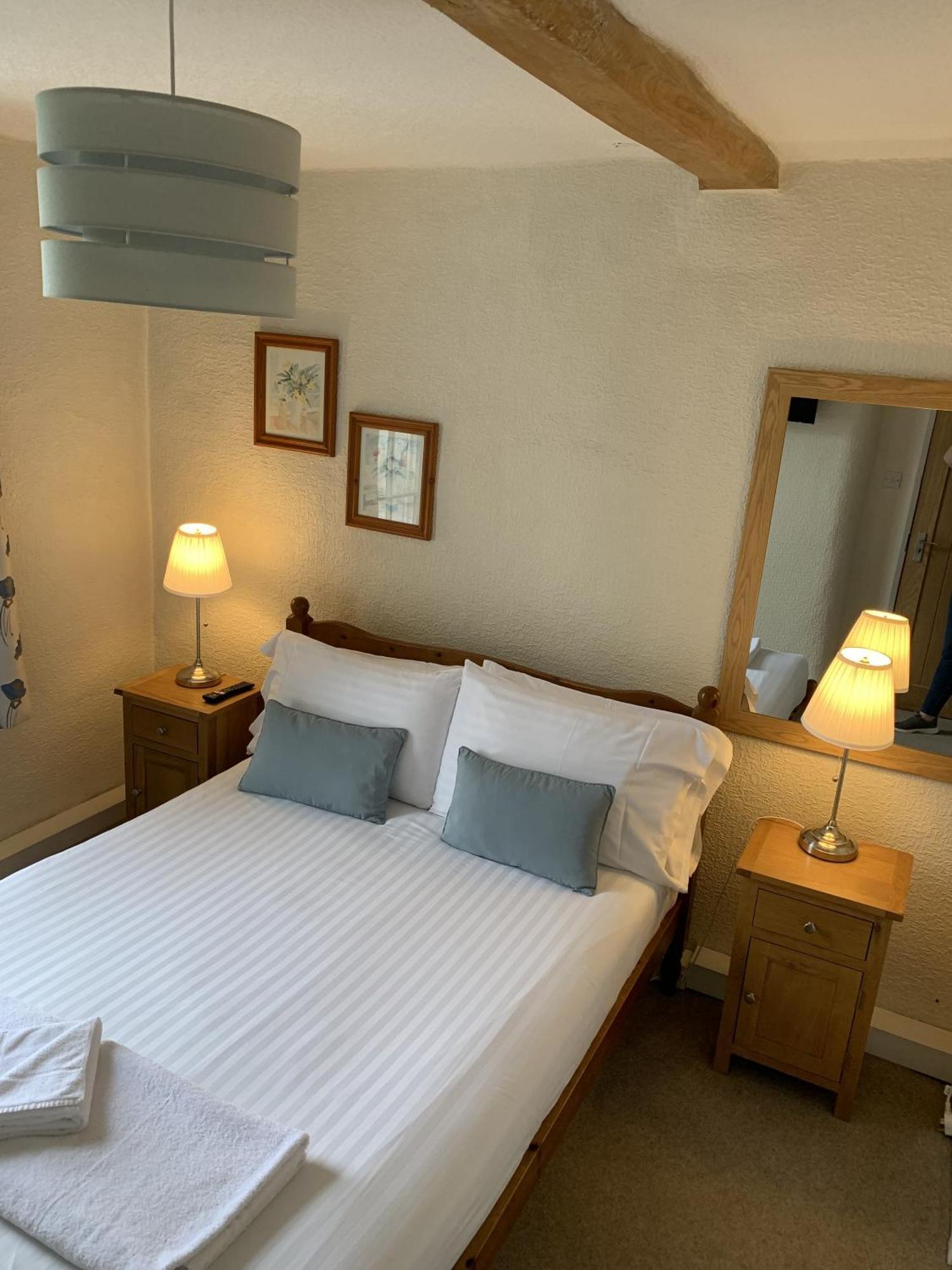 Standard Double Room,1770601017:JPEG