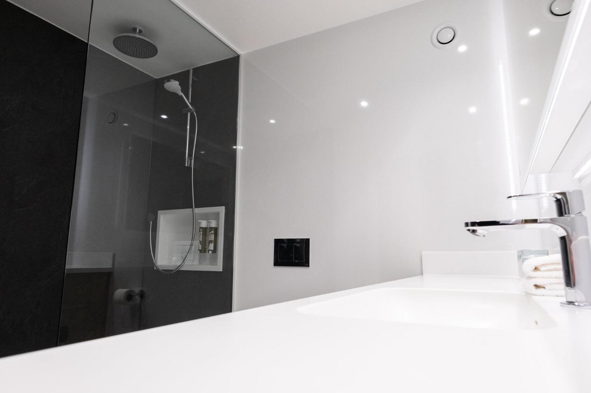 Twin Room, 2 Double Beds,1716993951:JPEG