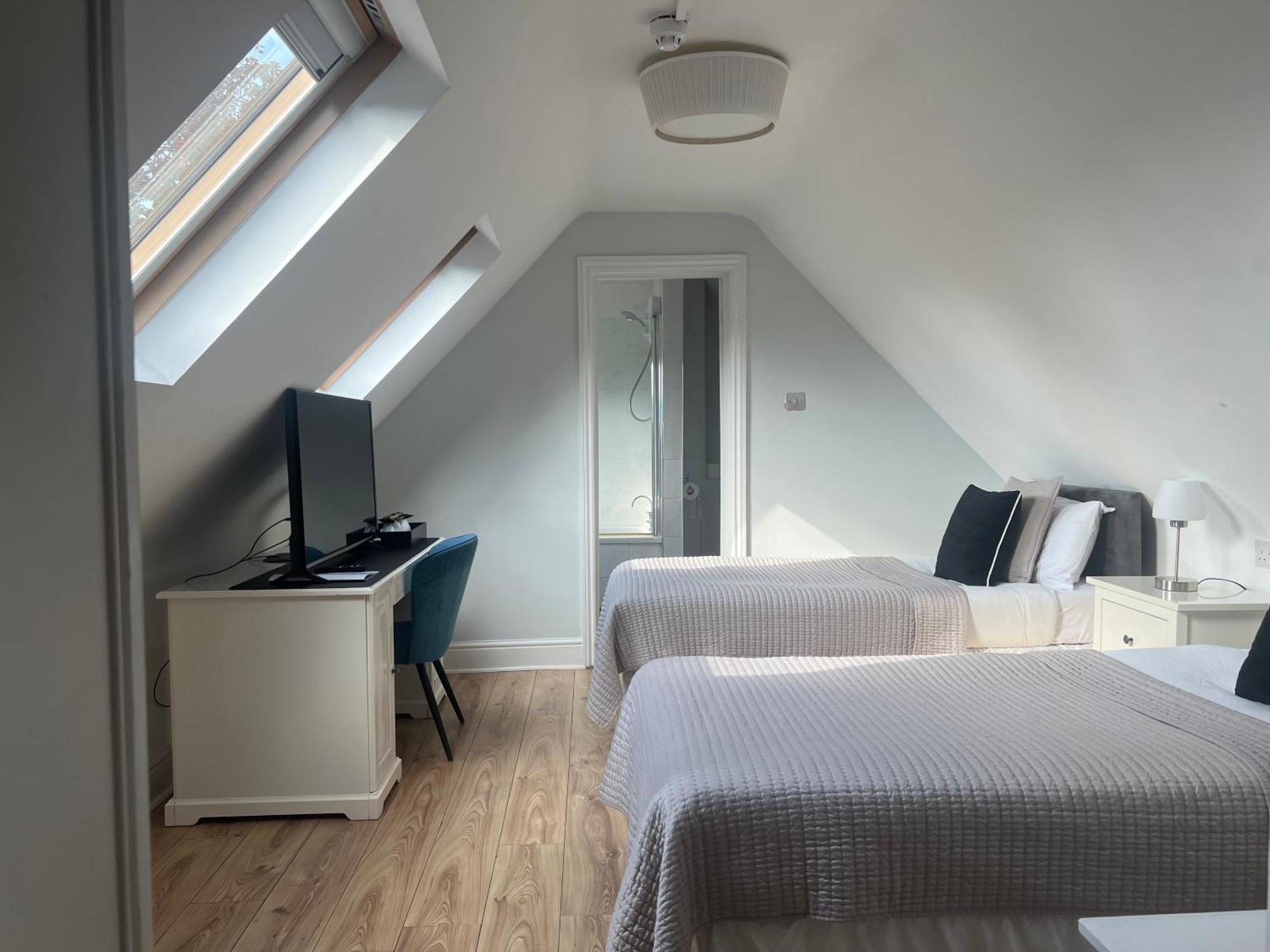 Economy Twin Room