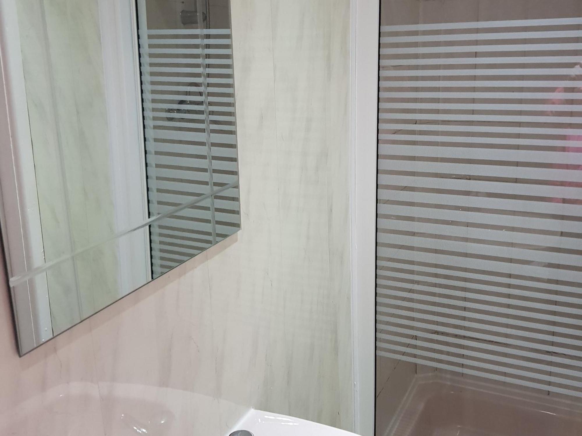 Twin Room with Shower