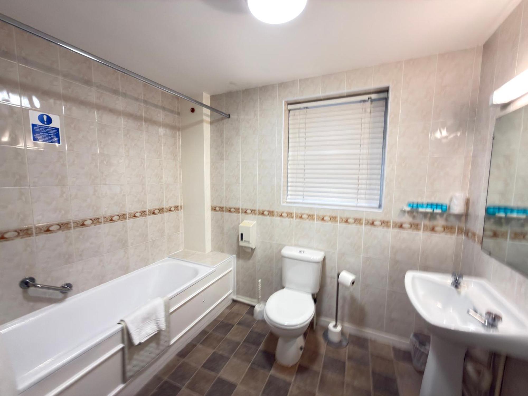 Double or Twin Room,1742632089:JPEG