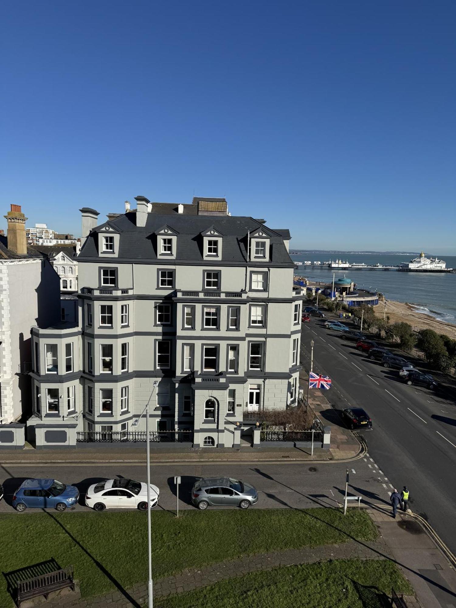 Twin Room with Side Sea View
