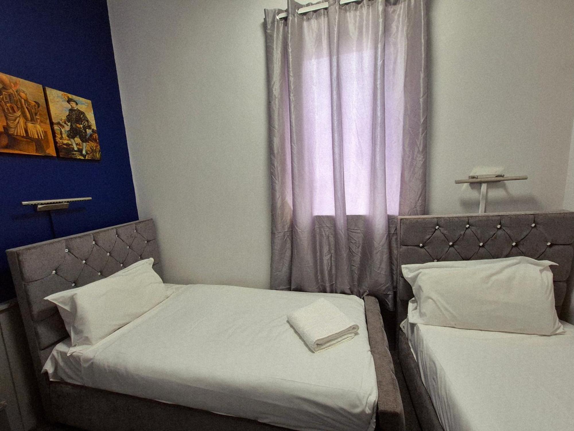 Standard Twin Room,1743623639:JPEG