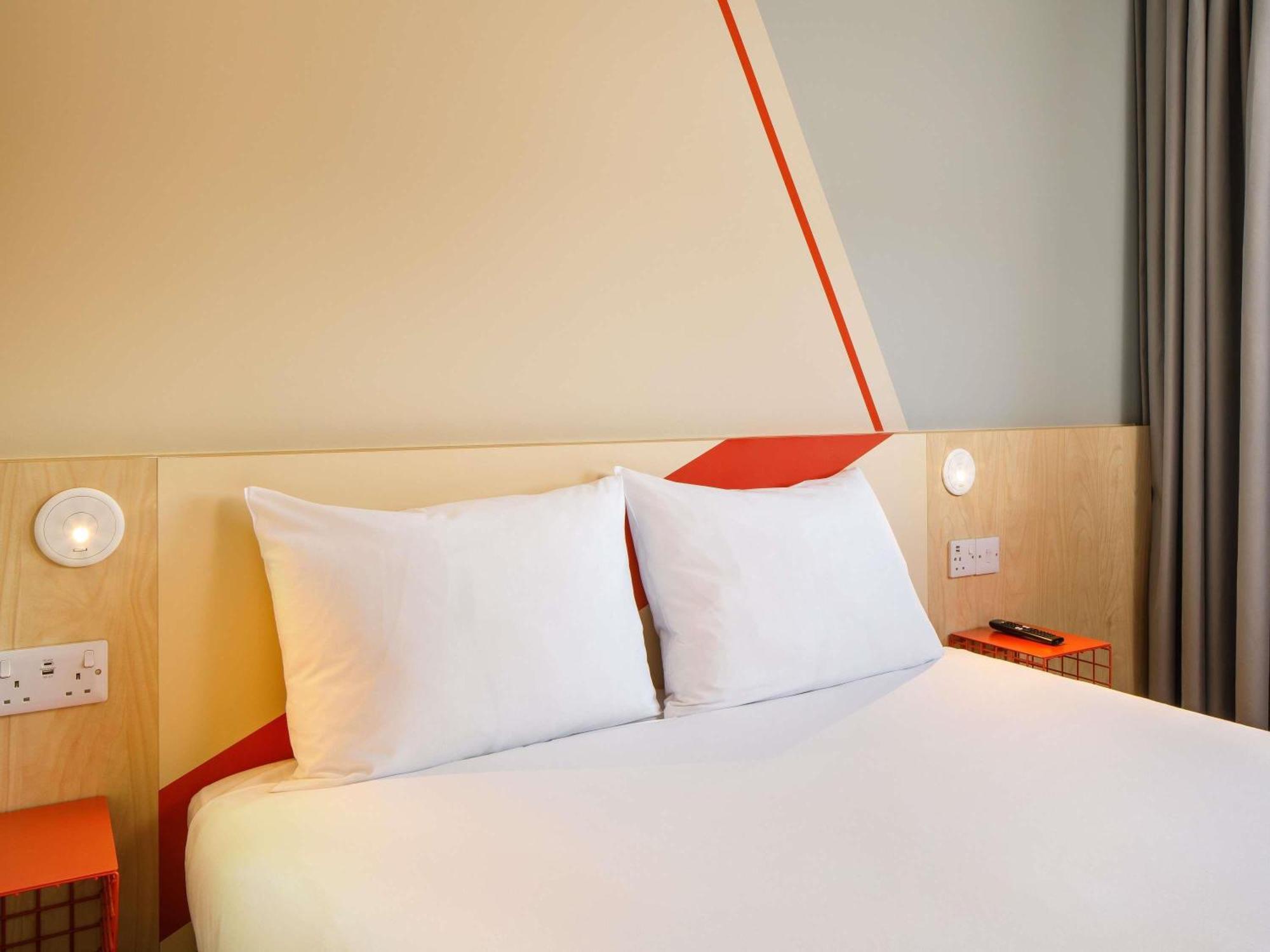Superior Double Room,1746815737:JPEG