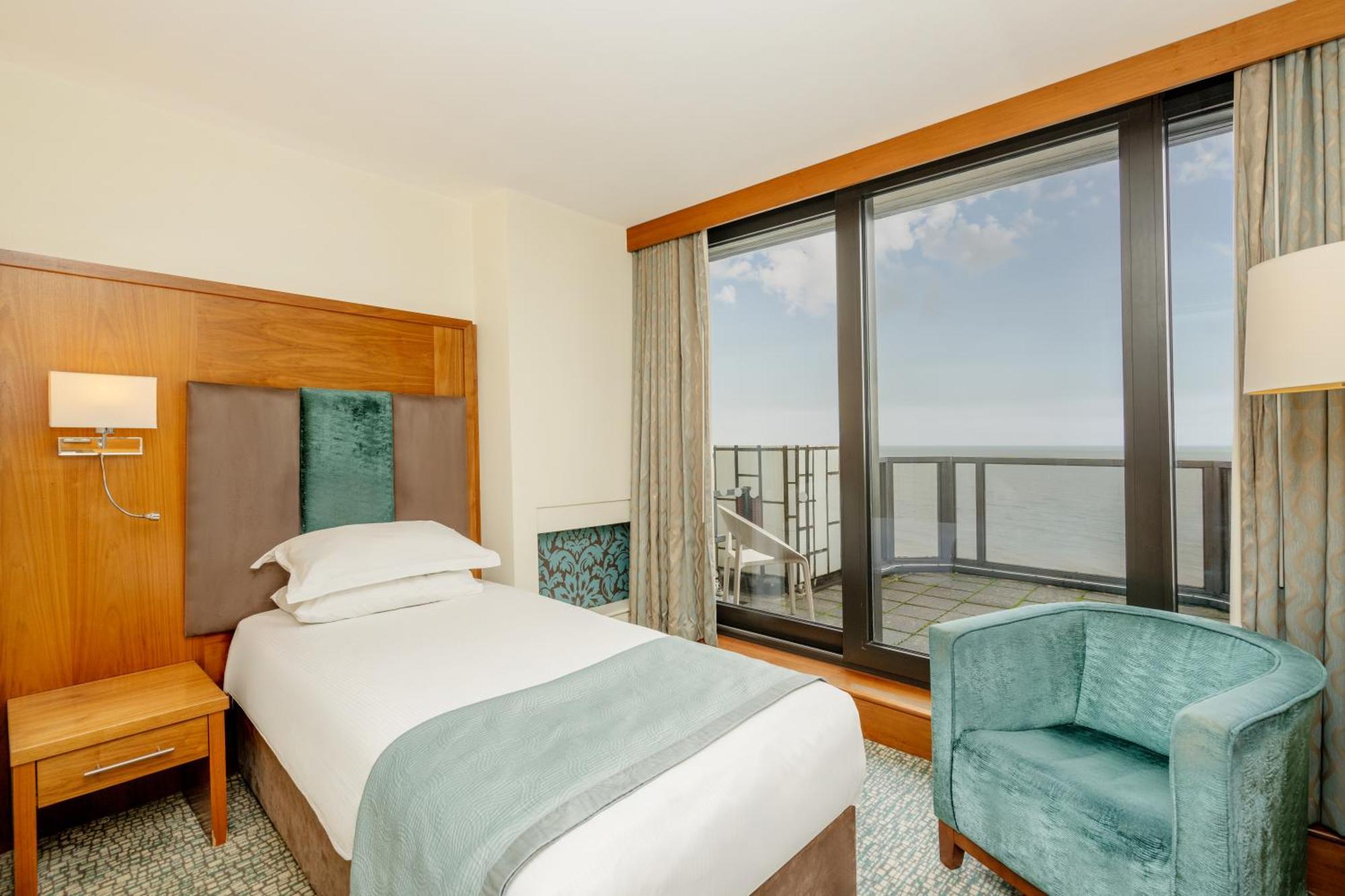 Premium Balcony Single Room,1758315073:JPEG