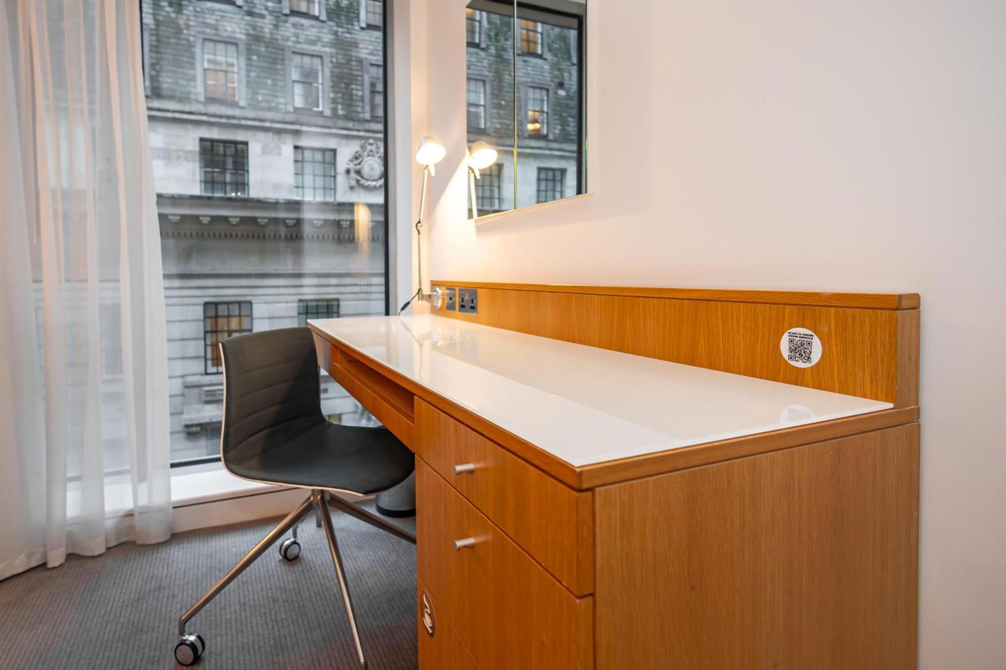 Twin Room,1758323999:JPEG