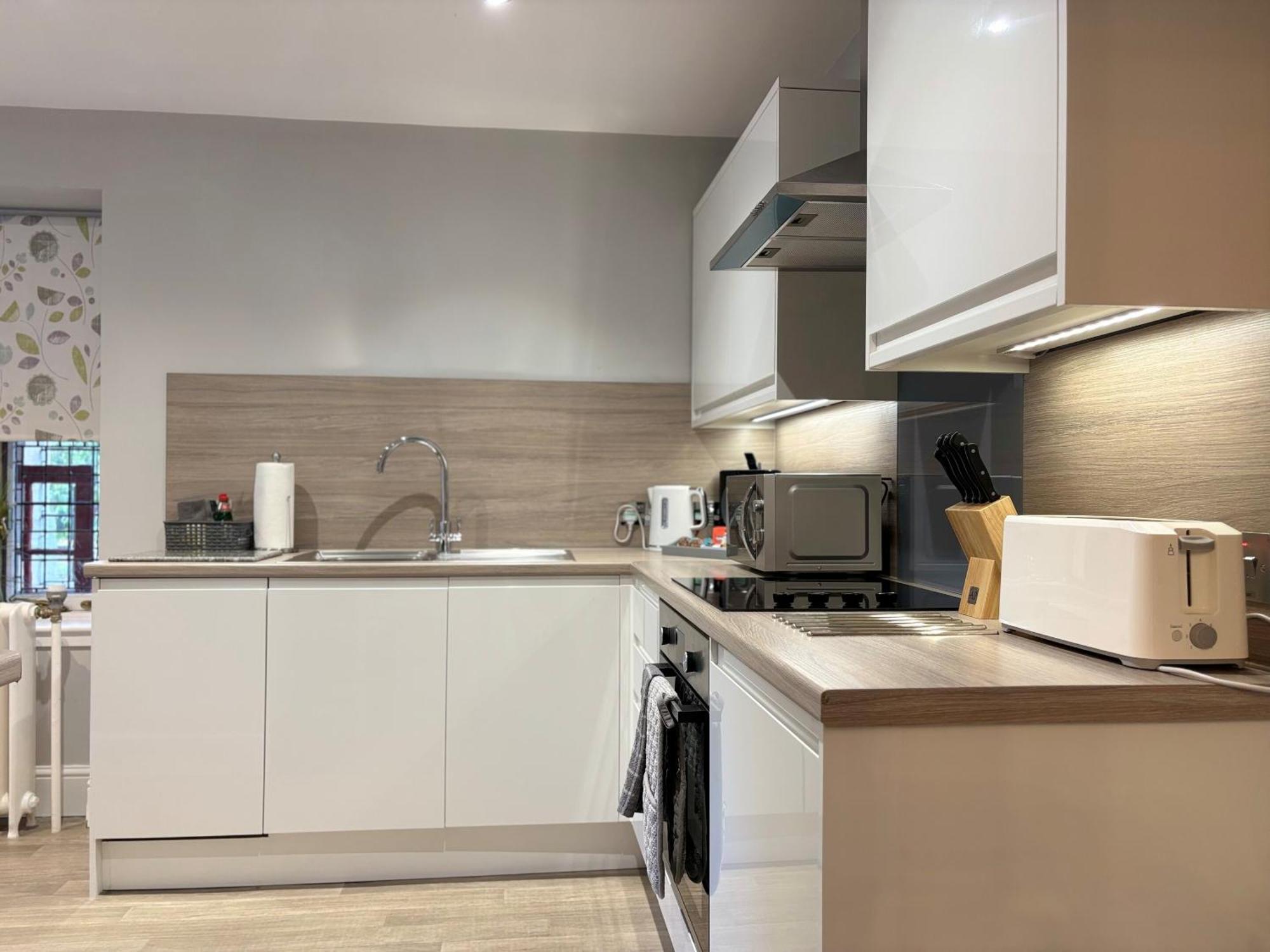 Deluxe Apartment,1758798011:JPEG